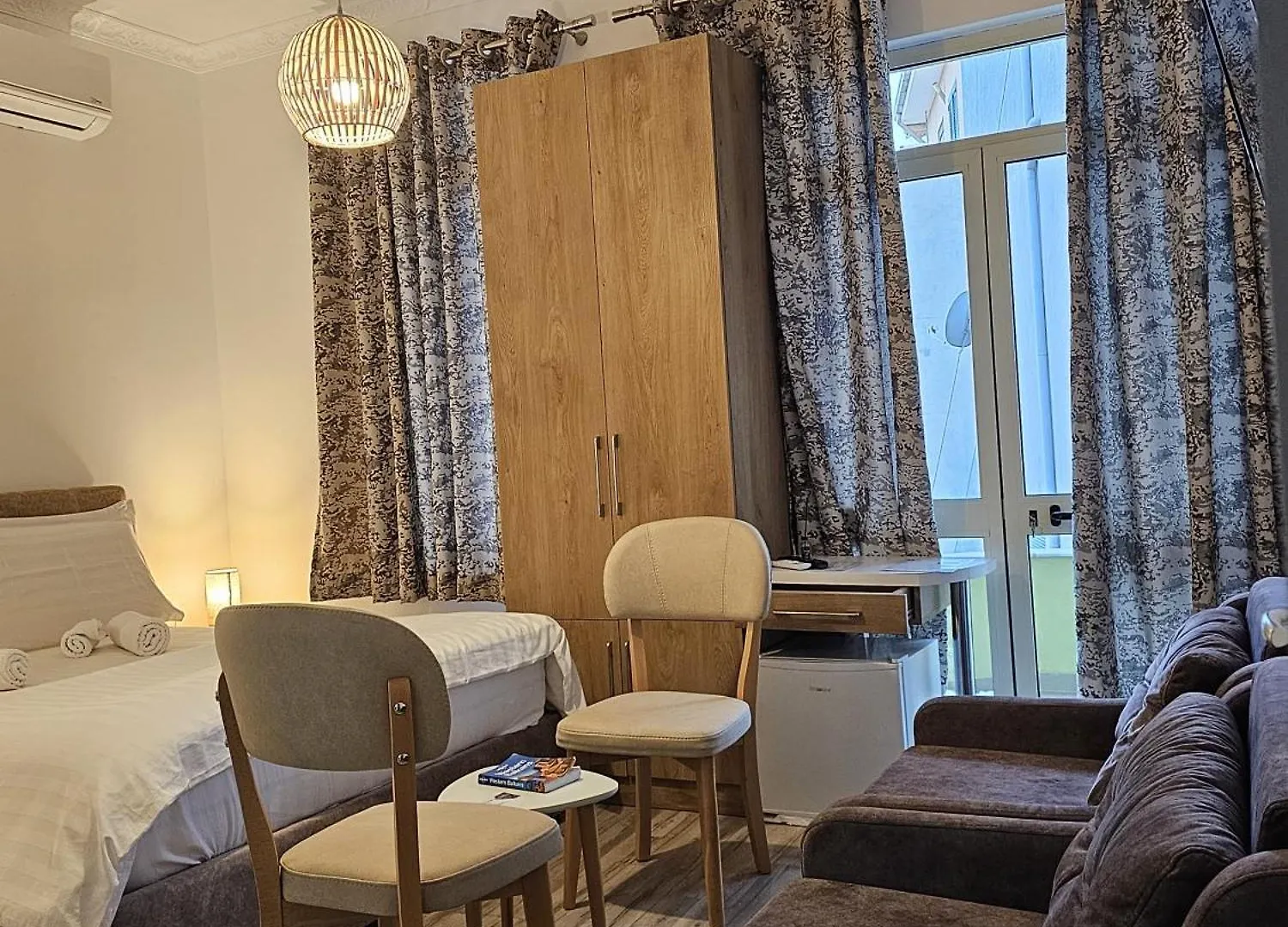 Bed & Breakfast Vila Hk Kruje