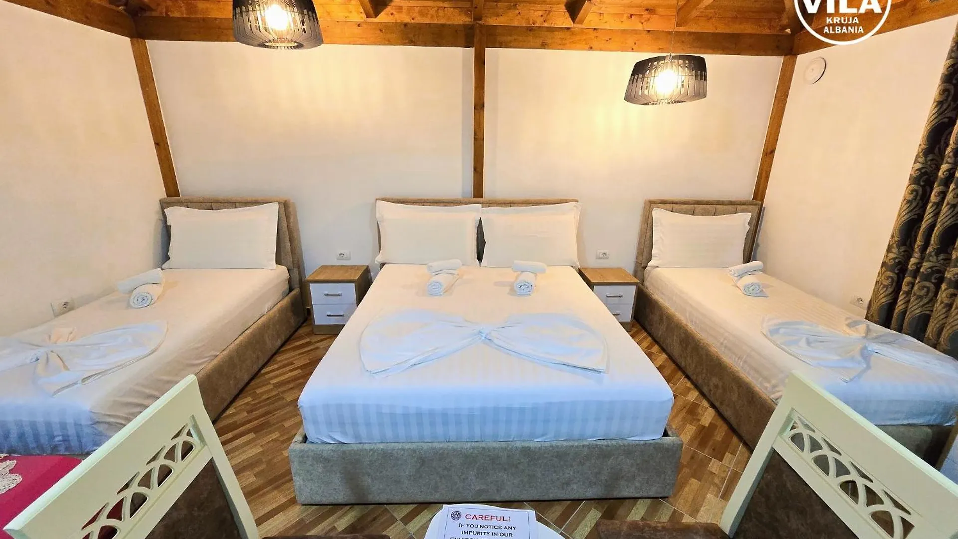 Bed & Breakfast Vila Hk Krujë